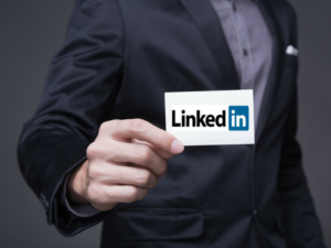 How to Use Self-promotion, Social Selling and Social Serving on LinkedIn