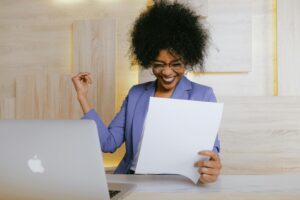 Crafting the Right LinkedIn Connection Request Content Image